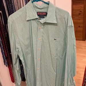Vineyard vines Tucker shirt Large men’s.